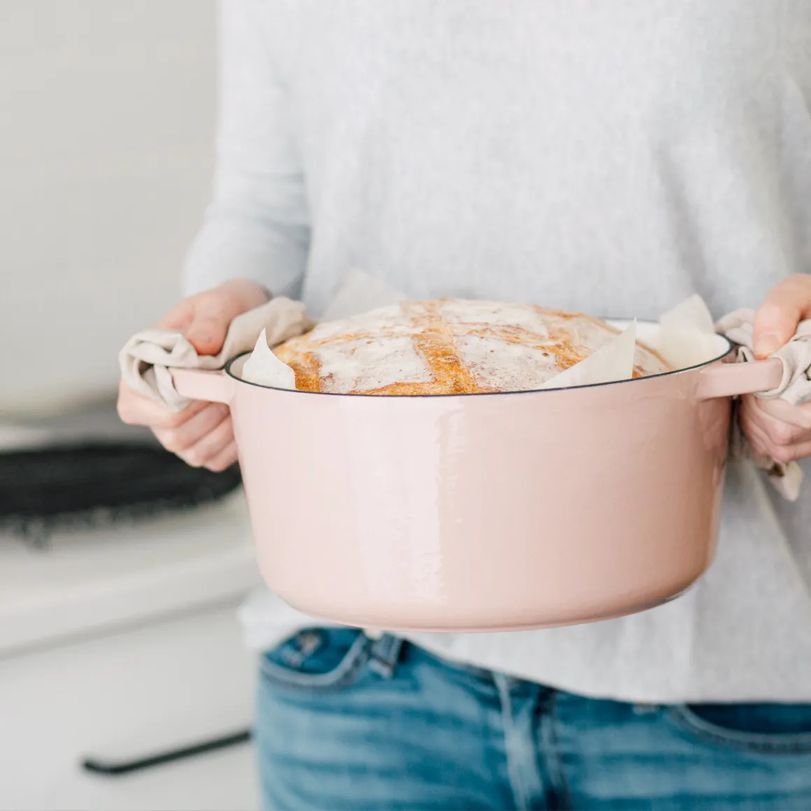 5.5 Quart Classic Dutch Oven