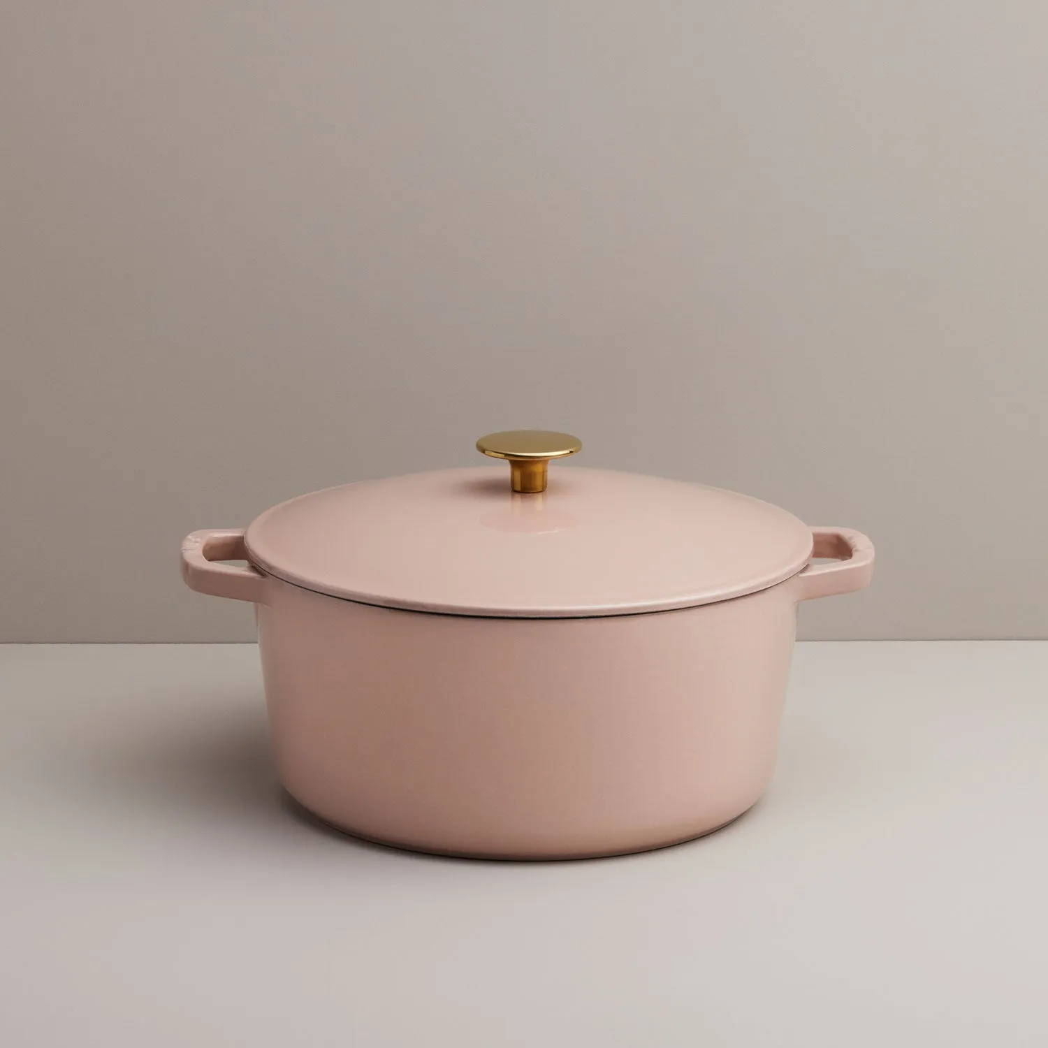 5.5 Quart Classic Dutch Oven