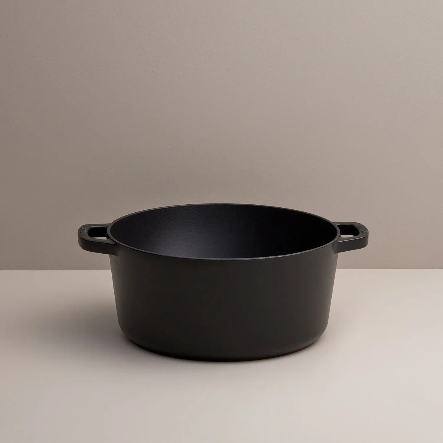 5.5 Quart Classic Dutch Oven