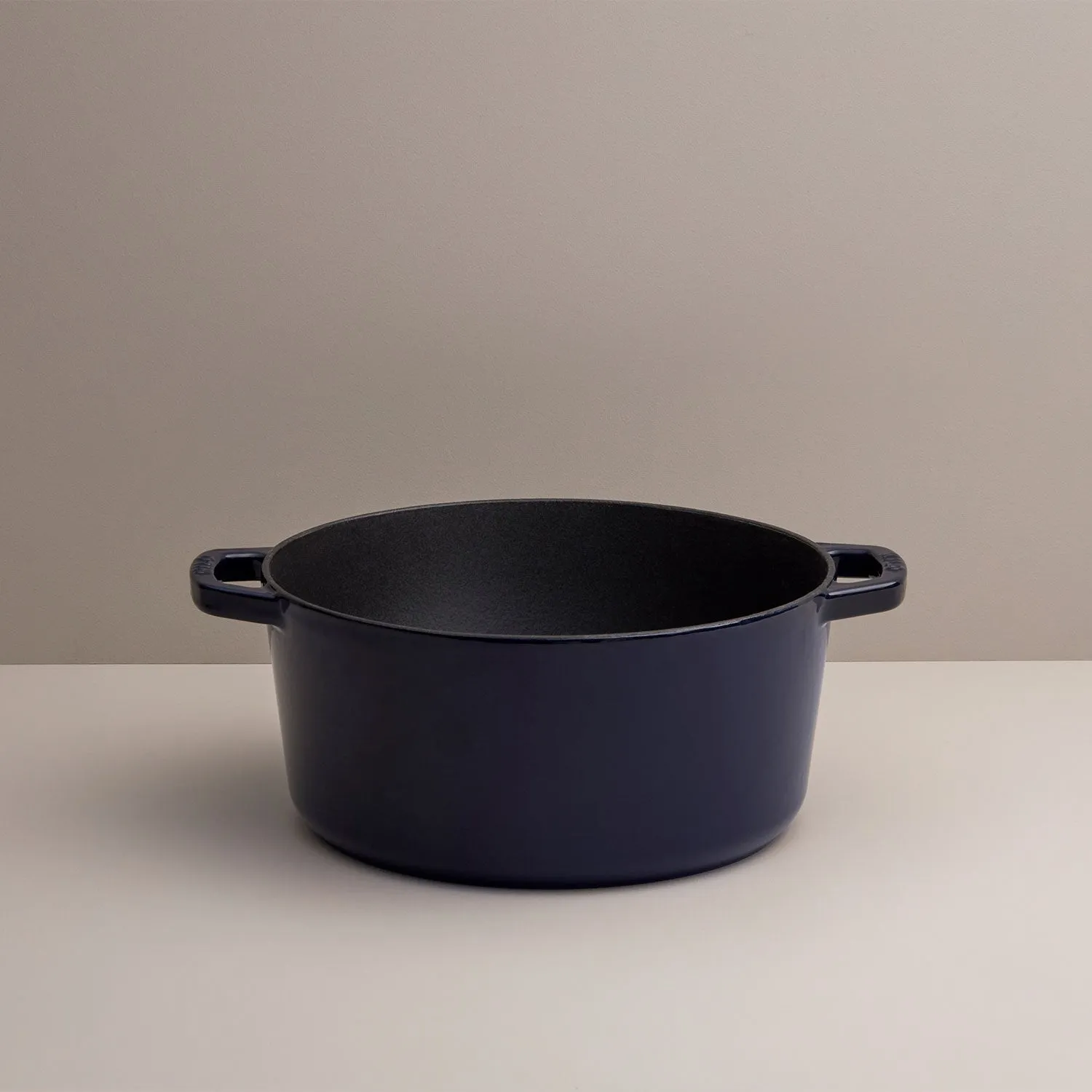 5.5 Quart Classic Dutch Oven