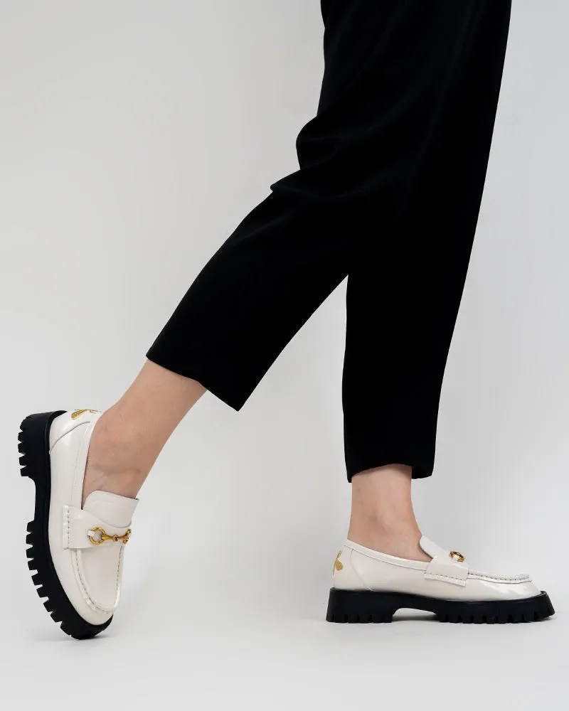 Classic Metal Buckle Bee Embroidery Platform Leather Loafers