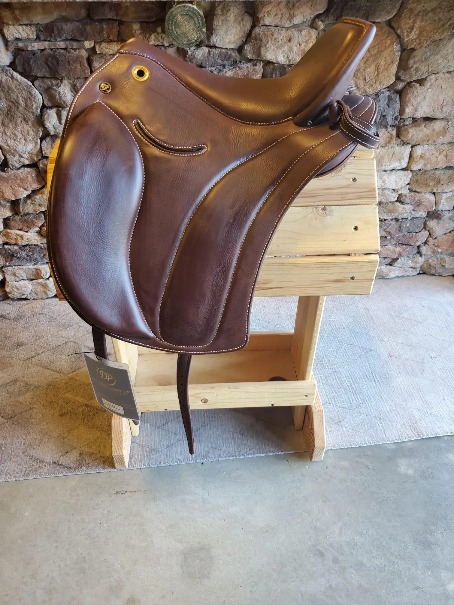 DP Saddlery Majestro 5424