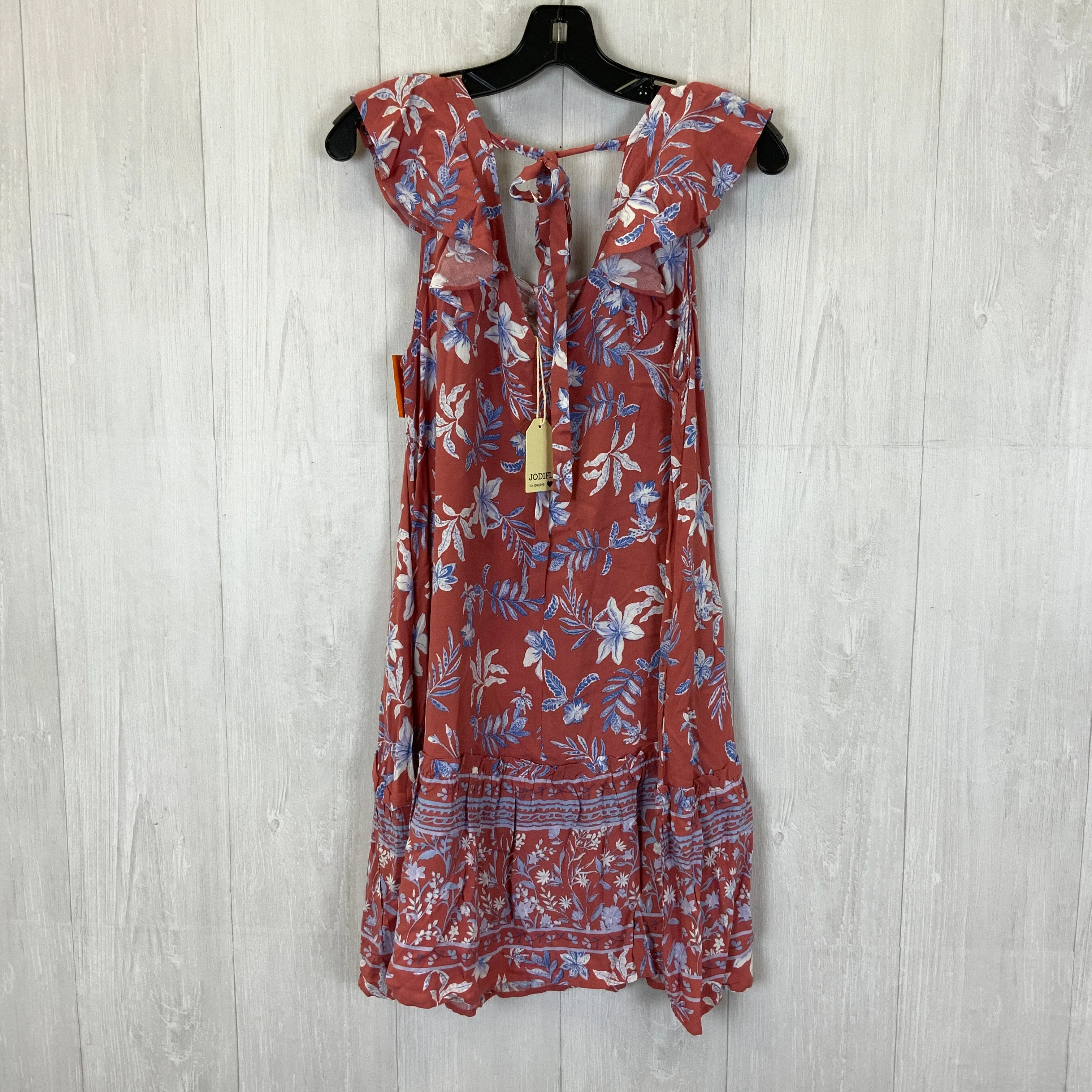 Dress Casual Short By Jodifl  Size: M