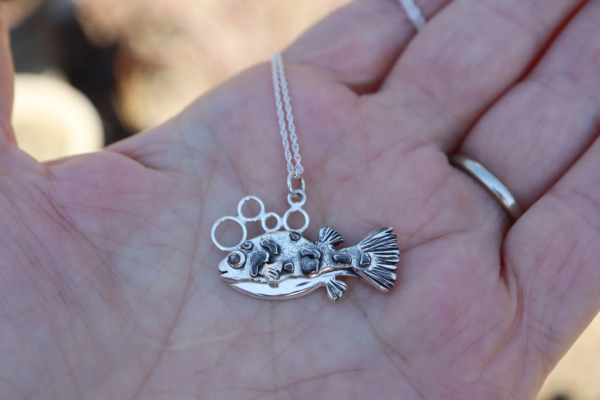 Dwarf Pea Puffer Necklace