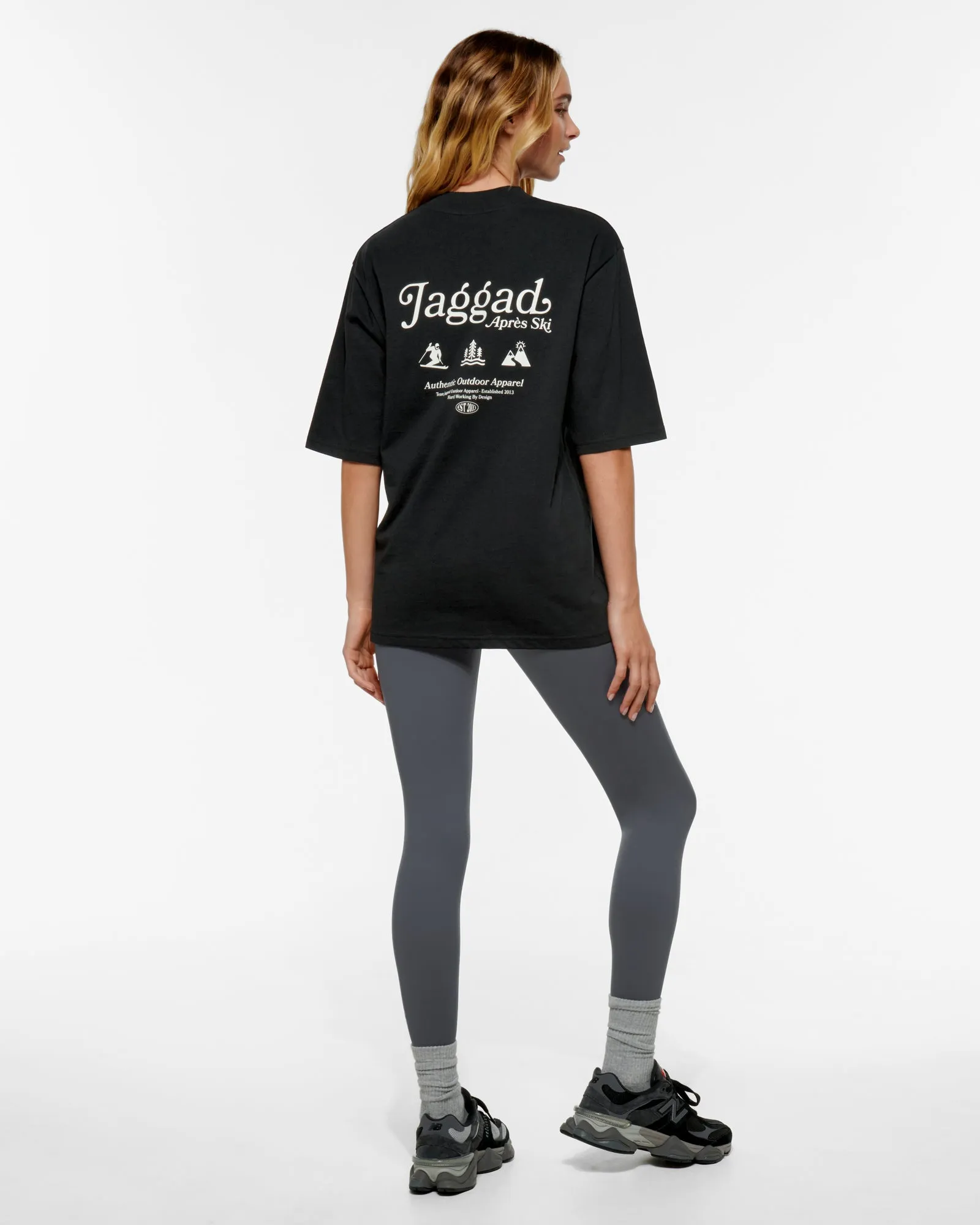 MOUNT RIDGE SIGNATURE TEE BLACK