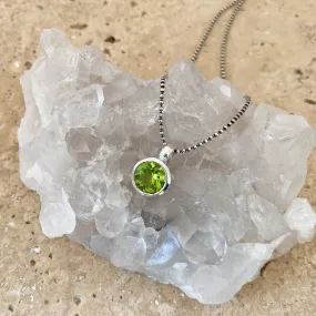 Peridot Bijou Round Pendant