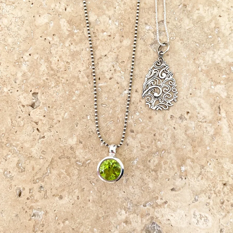 Peridot Bijou Round Pendant