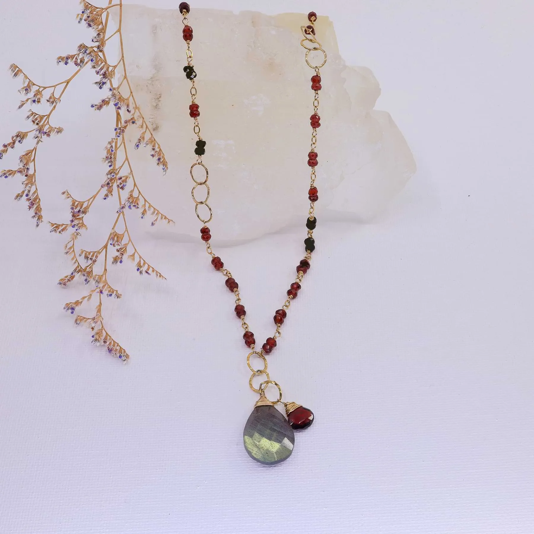 Porto - Garnet and Labradorite Gold Necklace