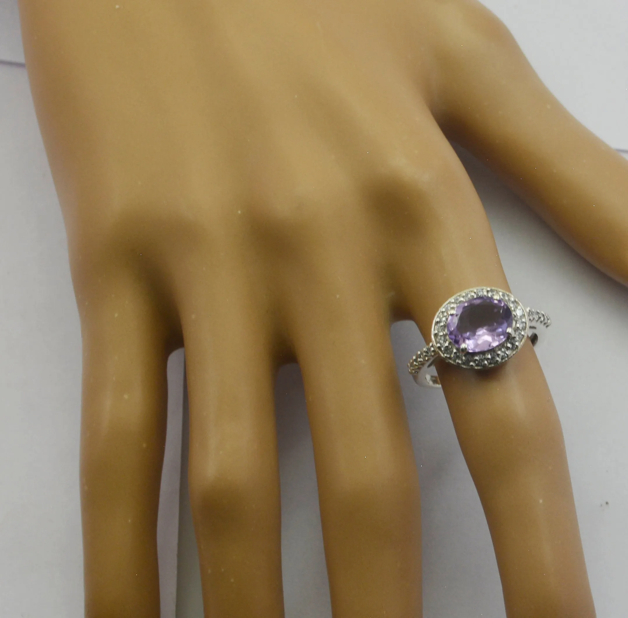 Riyo Chocolate-Box Gem Amethyst 925 Silver Ring Forever Brilliant