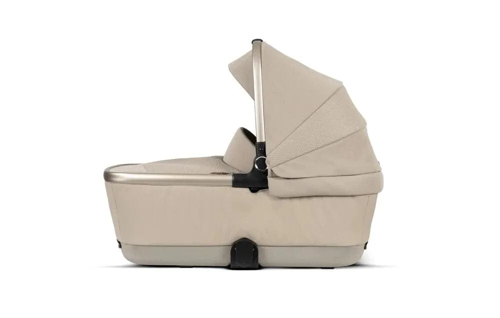 Silver Cross Dune with First Bed Folding Carrycot and Cloud T Travel Pack - Stone