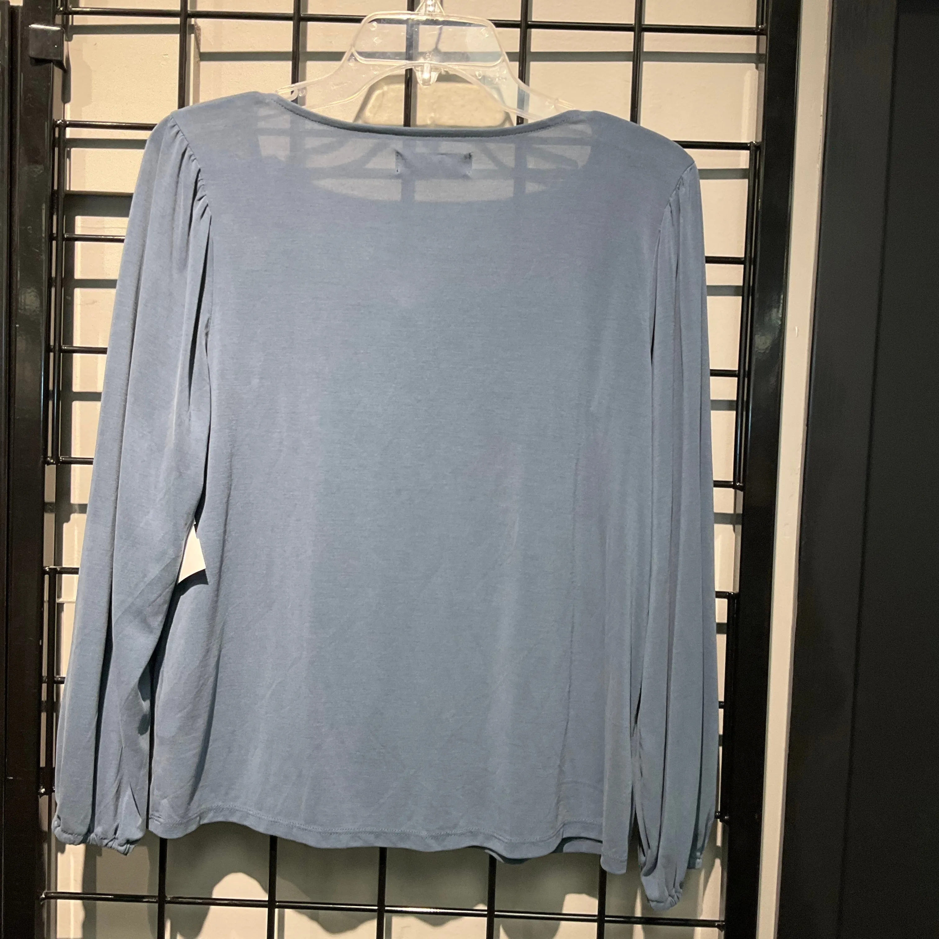 Top Long Sleeve By Lucky Brand In Blue, Size: M